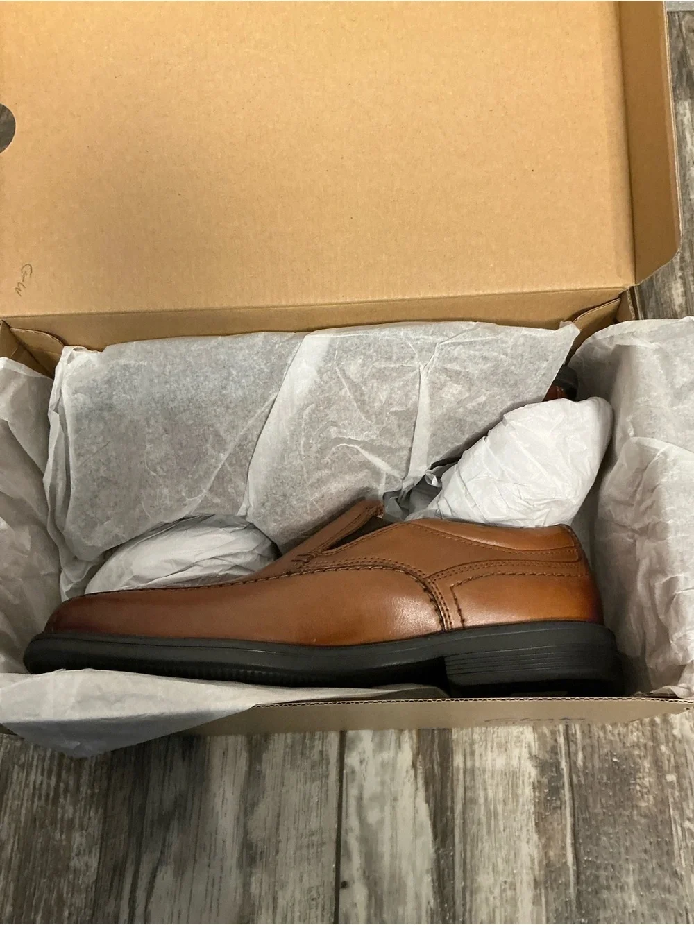 Clarks Men's Brown Slip-On Leather Loafers Size 7
